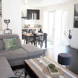  Appartement Duplex Et Terrasse A St Servan-st Malo France